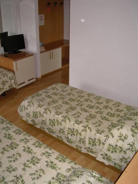 Hotel Oasi Muggia Ngoại thất bức ảnh